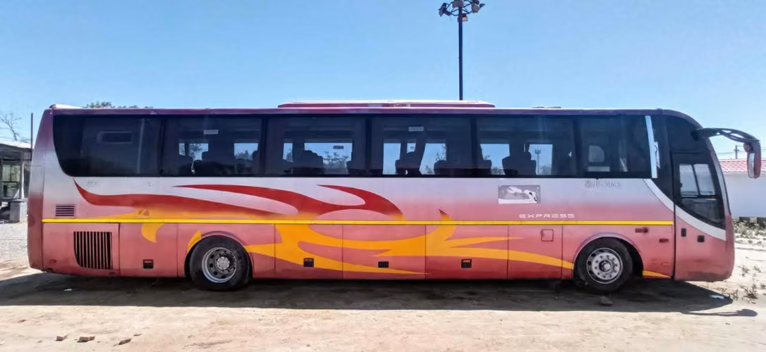Bus Zhongtong Creator Año 2011