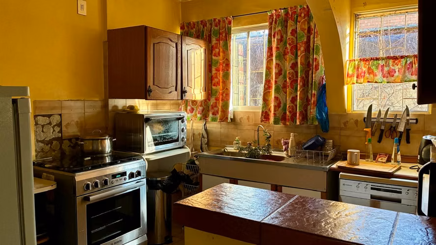 VENTA CASA EN PLENA AV ESPAÑA CURICO