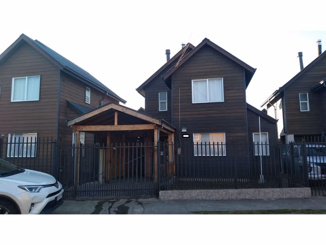 PUERTO MONTT CASA 80 M2 BOSQUEMAR