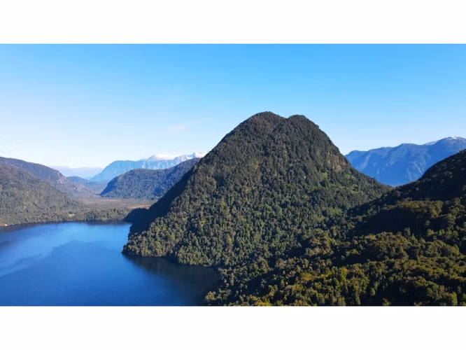 AYSEN  182,81 HA PREDIO LAGO RIESCO