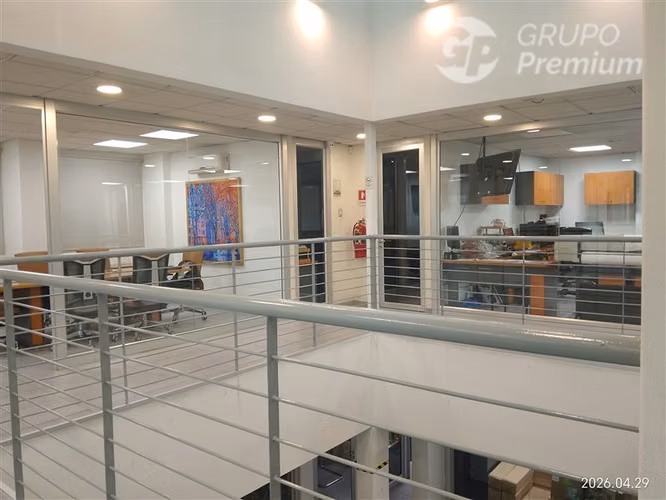 Venta Edificio Comercial 1.255 m2 Oficinas-Bodegas Santiago