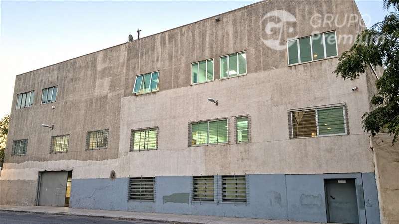 EDIFICIO COMERCIAL EN VENTA - 1.255 m2 CONSTRUIDOS - Imagen 12