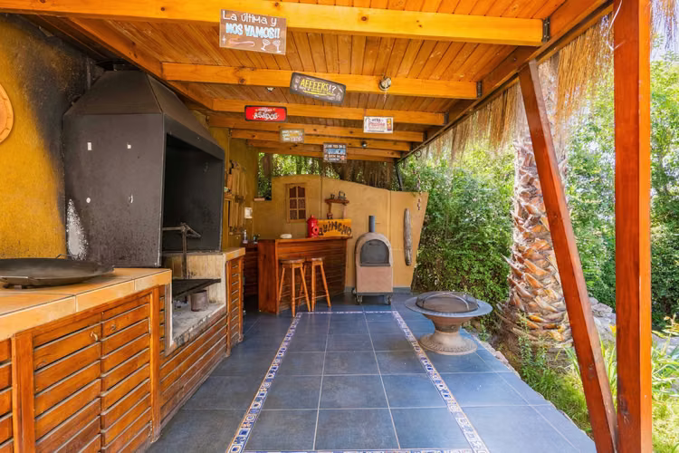 Gran Casa Familiar con Amplio Terreno 1.545m² (168464)