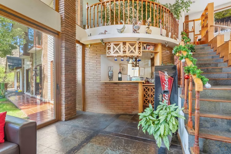 Gran Casa Familiar con Amplio Terreno 1.545m² (168464)