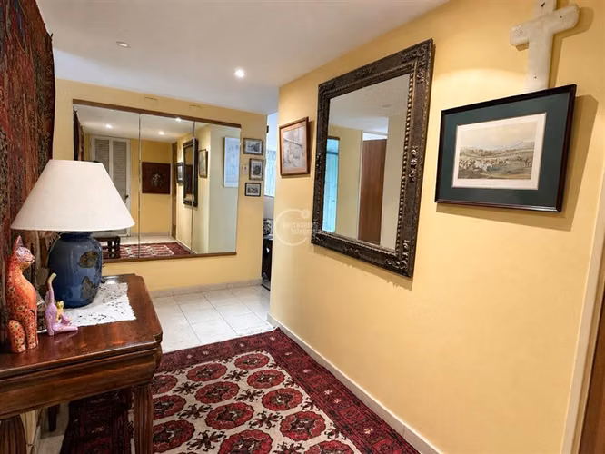 Departamento en venta de 3 dorm. en Las Condes