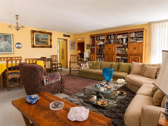 Departamento en venta de 3 dorm. en Las Condes