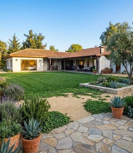 Vende Casa en Parcela 5D 5B. Piscina. Condominio. Chicureo