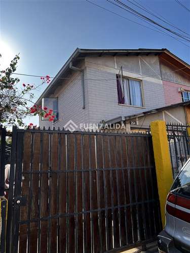 Casa en venta de 3 dorm. en San Bernardo