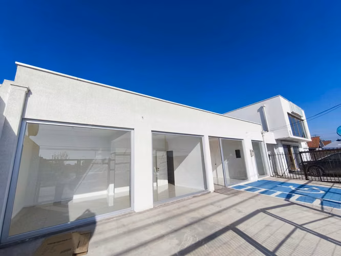 Local Comercial u Oficina 180 m2 Construidos Av. Ulriksen