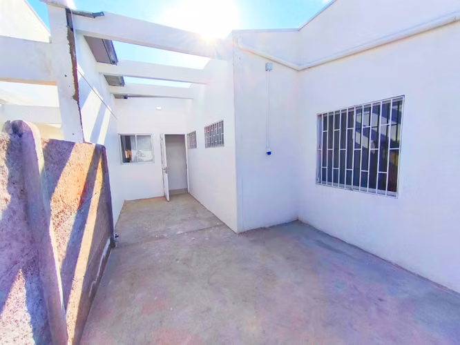 Local Comercial u Oficina 180 m2 Construidos Av. Ulriksen