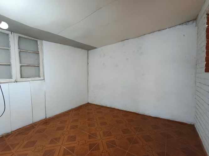 Casa de un piso lugar tranquilo y familiar.