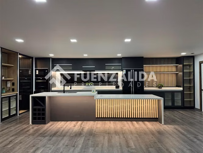 Casa en venta de 4 dorm sector las Rojas en La Serena