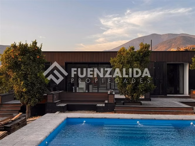 Casa en venta de 4 dorm sector las Rojas en La Serena