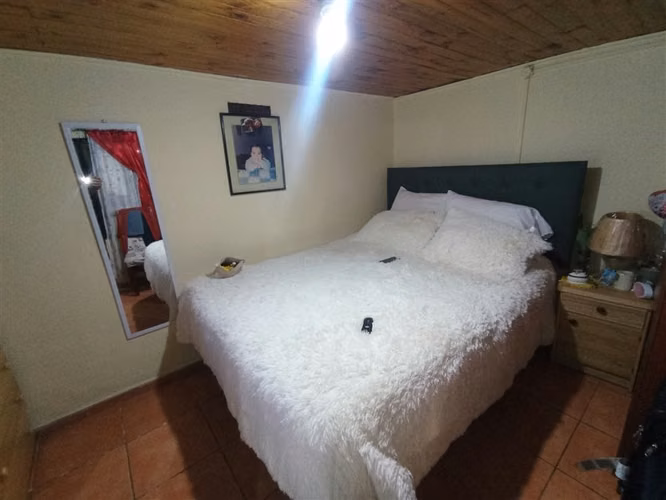 Casa en venta 4D 2B 2E. V. Independencia. Puente Alto