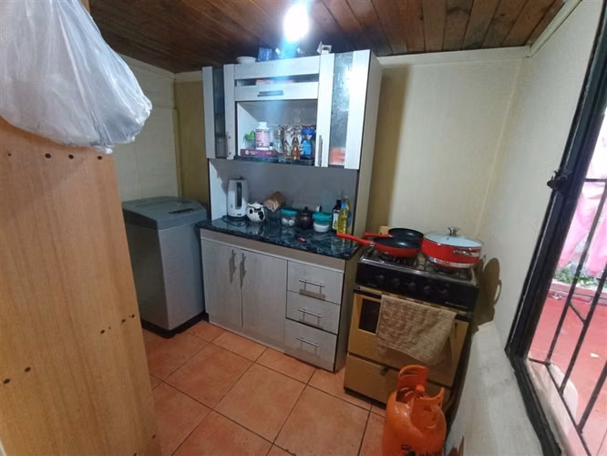 Casa en venta 4D 2B 2E. V. Independencia. Puente Alto