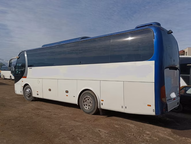 BUS YUTONG 2013 MODELO 6107