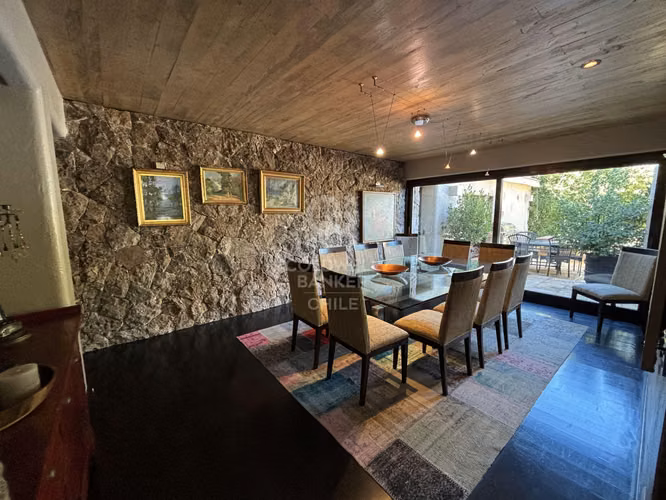 Impresionante Casa en Condominio Los Quillayes