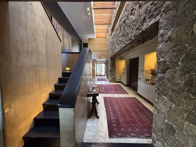 Impresionante Casa en Condominio Los Quillayes