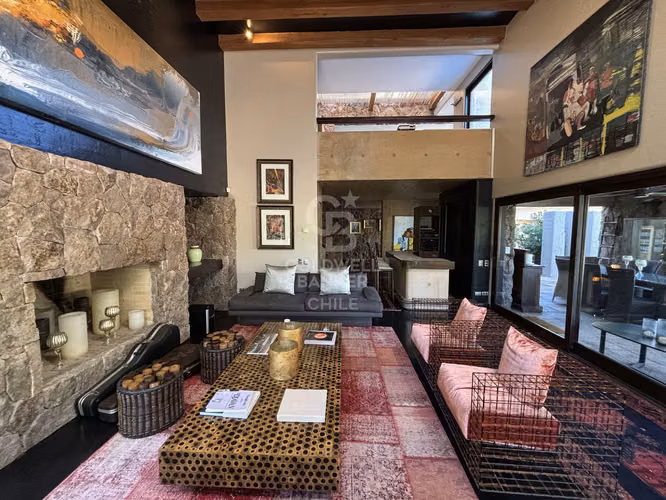 Impresionante Casa en Condominio Los Quillayes
