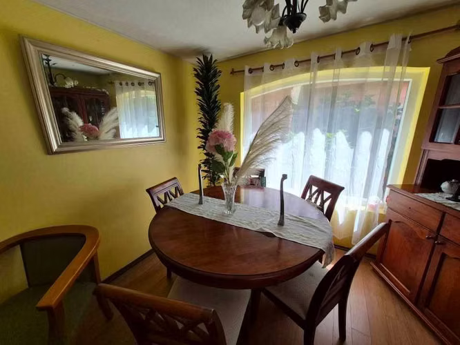 Vendo cómoda casa  salida norte de Temuco (170169)