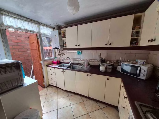 Vendo cómoda casa  salida norte de Temuco (170169) - Imagen 5