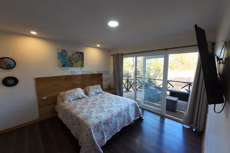 Casa en condominio con laguna natural villarrica - Imagen 12