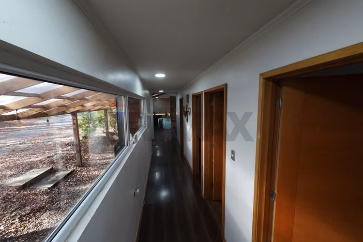 Casa en condominio con laguna natural villarrica - Imagen 11