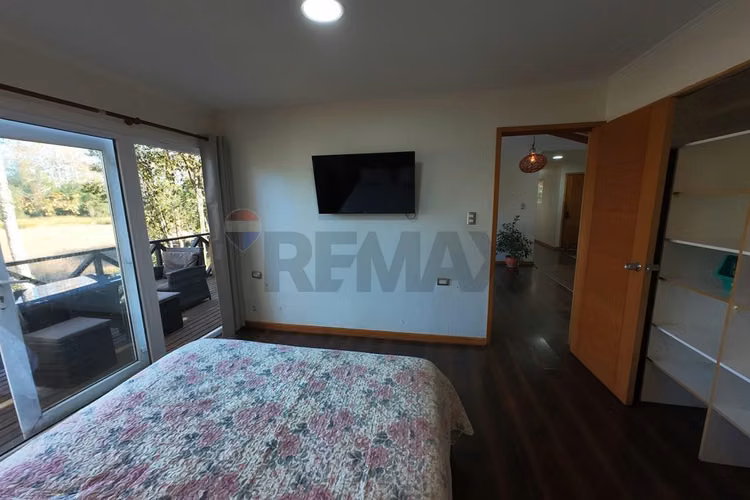 Casa en condominio con laguna natural villarrica - Imagen 16