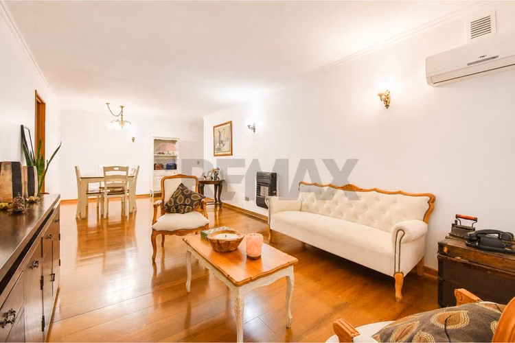 Amplio dpto 4 dorm y 3 baños en las condes