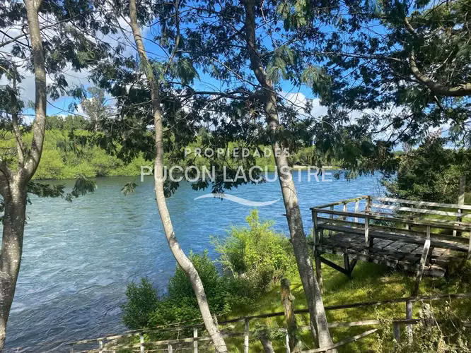 Parcela c/casa y rivera rio Tolten  Puquereo  (170215)