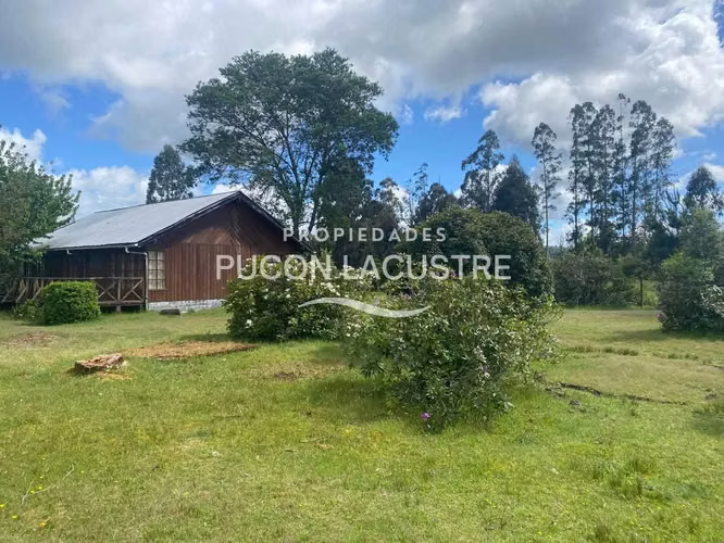Parcela c/casa y rivera rio Tolten  Puquereo  (170215)