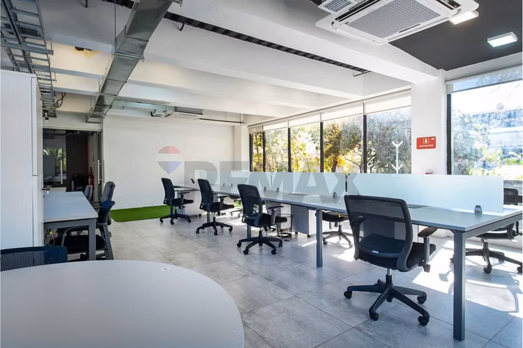 Edificio corporativo 1.721 m² manquehue sur - Imagen 10