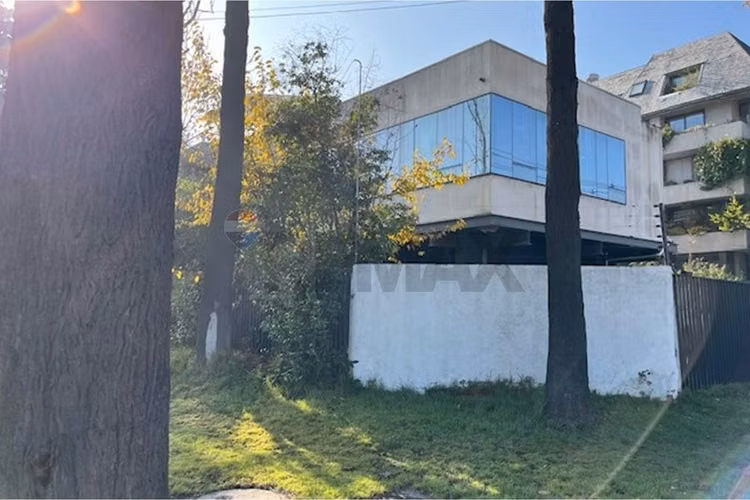 Arriendo oficina inigualable ubicación en vitacura