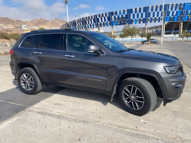 Jeep Grand Cherokee Limited 4x4 2018