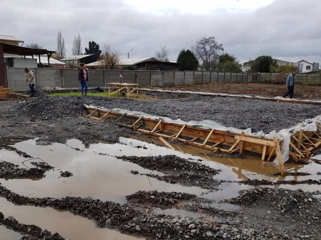 CONSTRUCCION CABAÑAS Y OTROS