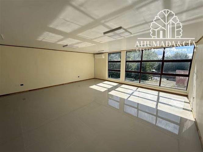 Oficina en arriendo en Coihaique