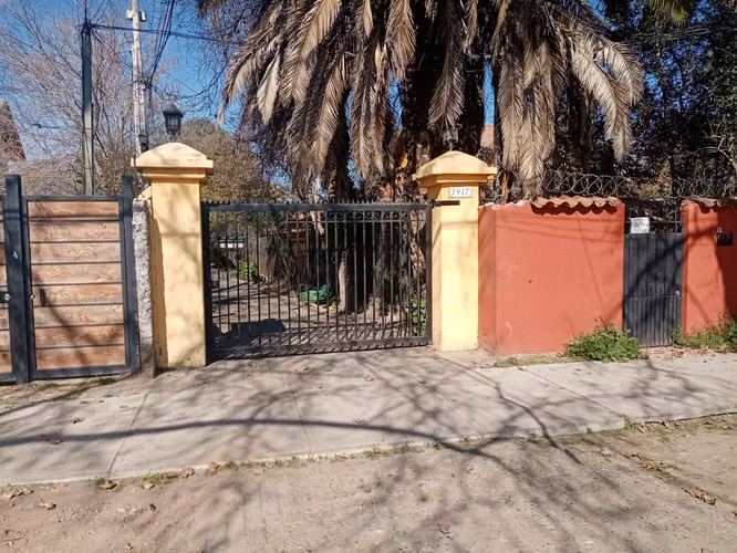 Venta de Casa condominio Peñaflor UF4.265.-