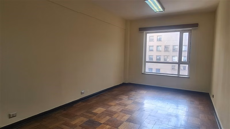 Oficina Arriendo Santiago La Moneda, Privado, Baño, Recep.
