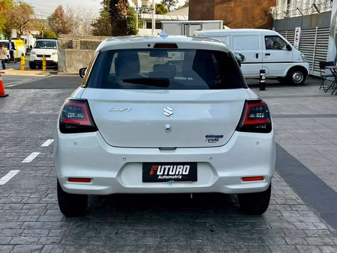 SUZUKI SWIFT 1.2 GLX CVT SMART HYBRID - 2026 | 371