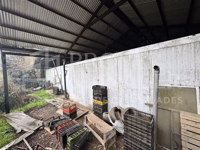 Bodega/Fábrica 260m2 - Terreno 1.000m2 - Parcelas Monterrico