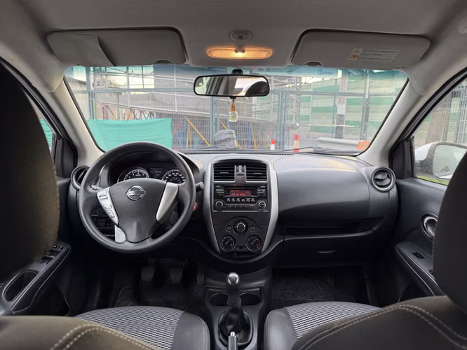Nissan Versa 2017