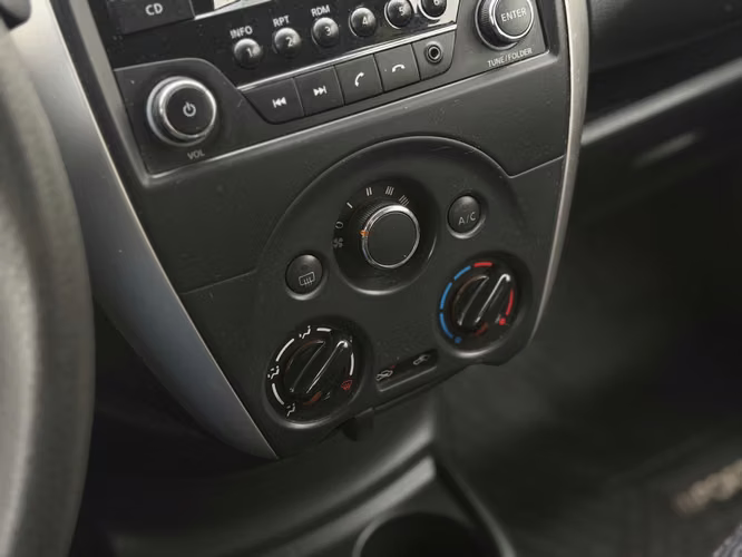 Nissan Versa 2017