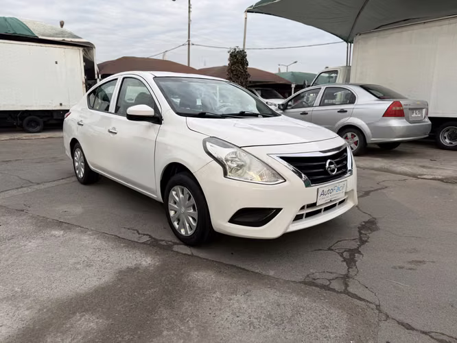 Nissan Versa 2017
