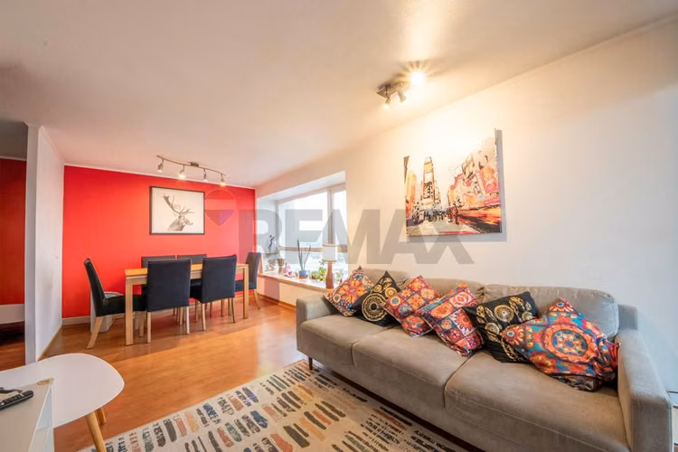 Avenida macul, 3d 2b 1e 1b  76m2 útiles