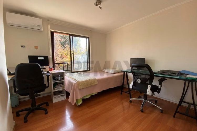 Hermosa casa en condominio en huechuraba