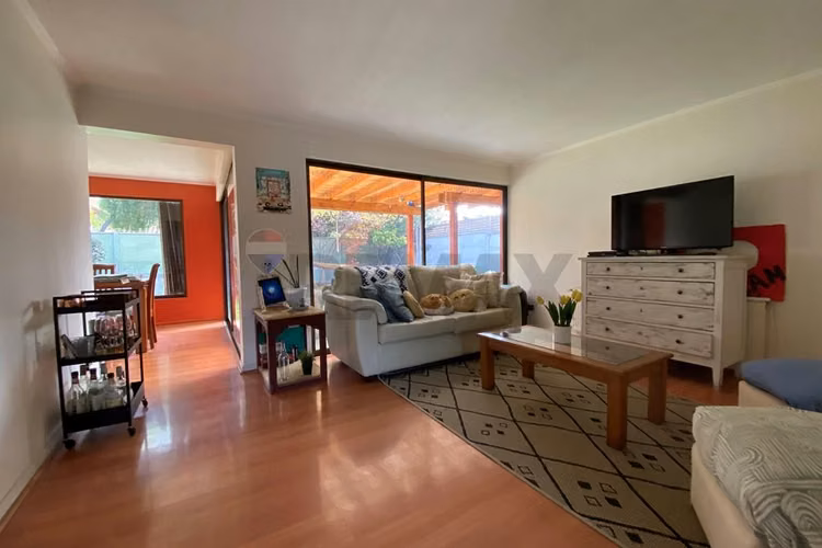 Hermosa casa en condominio en huechuraba
