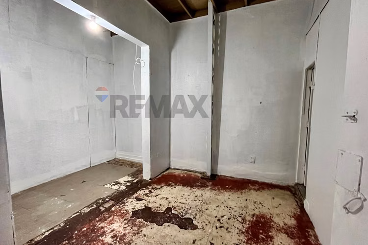 Casa, para remodelar, uso comercial
