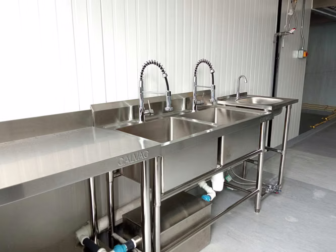 Arriendo Cocinas / Dark Kitchen / Dresden (170298)