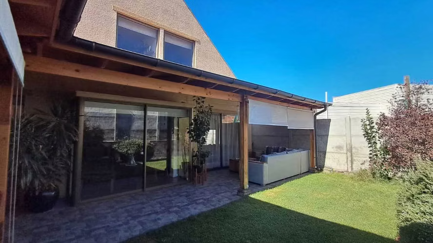 Moderna casa con calidad de vida (170285)