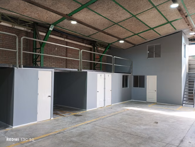 Construcciones y remodelaciones  de casas , departamentos , bodegas etc  .